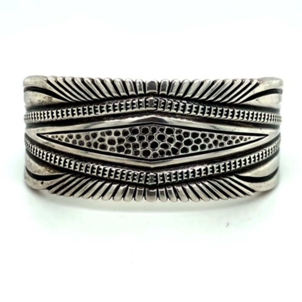 Rare Ron Bedonie Hand Engraved Signature Heavy Sterling Silver Cuff 70.3g